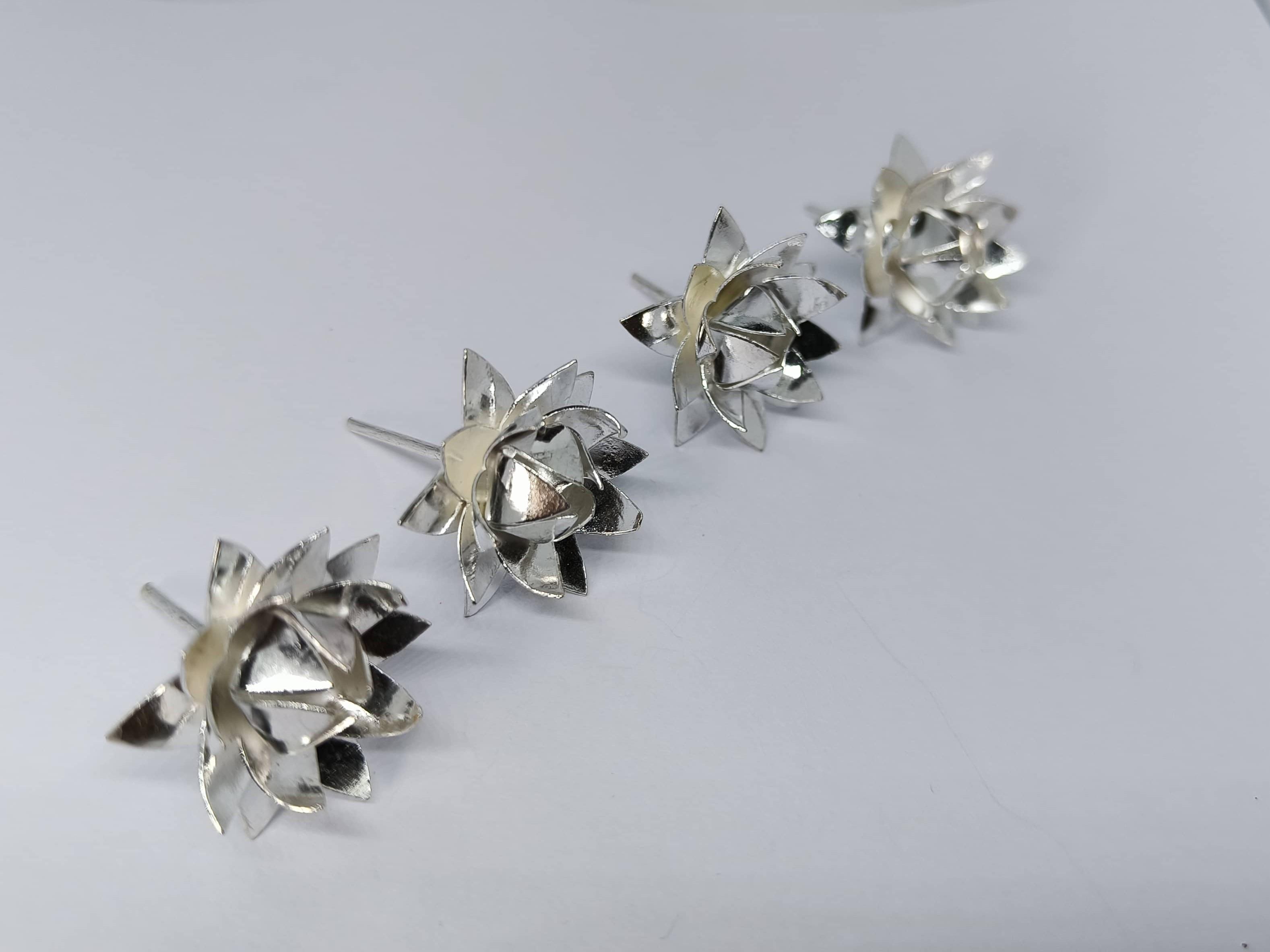 Lotus Flower / Poddo