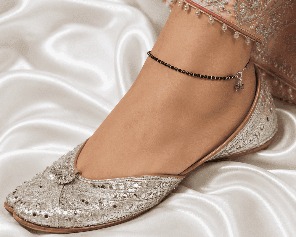 Black Beads Anklet /Payel view 2