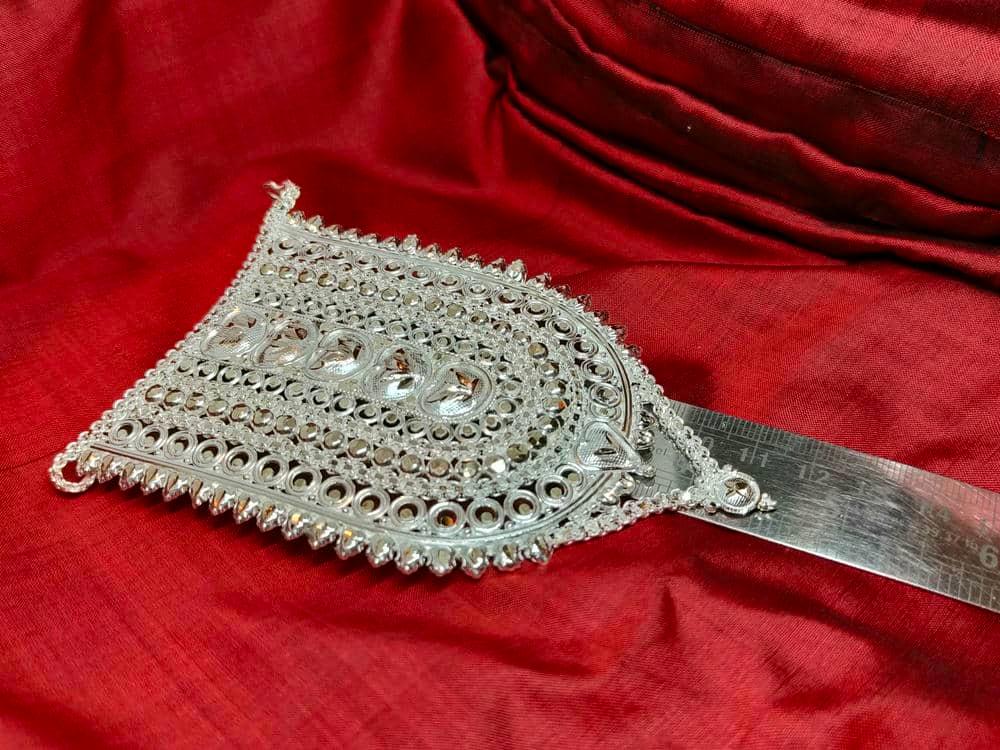 Gahenaz Silver Fancy Siring Necklace/ Bukpata / Kavasam for Idol view 6