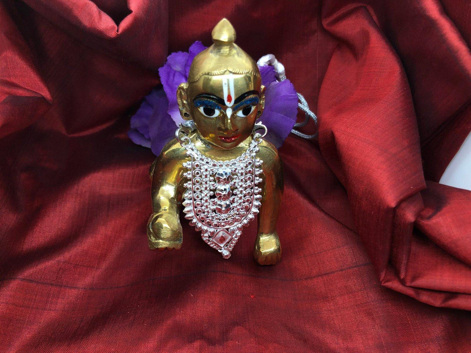 Gahenaz Silver Fancy Siring Necklace/ Bukpata / Kavasam for Idol view 7