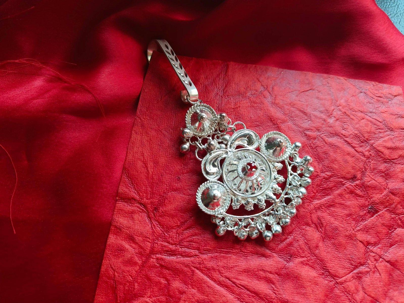 Hiranmayee Key Ring