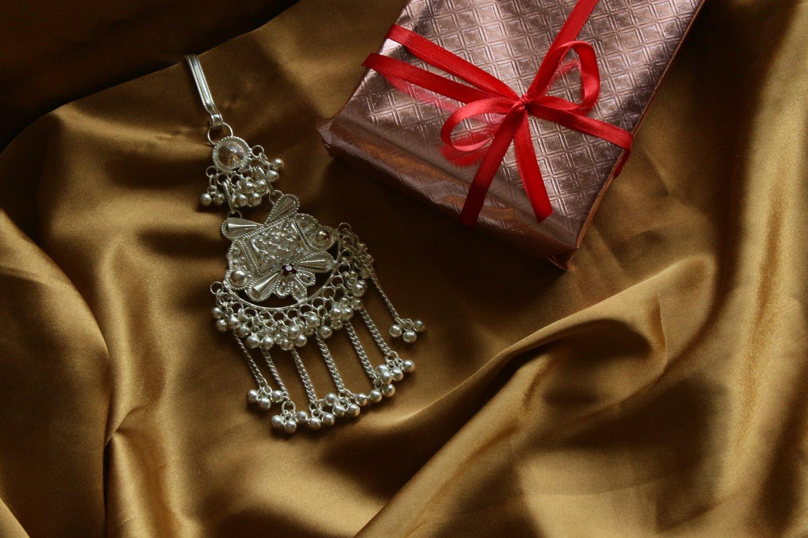 Maitrayee Key chain/Chabi/Challa view 3