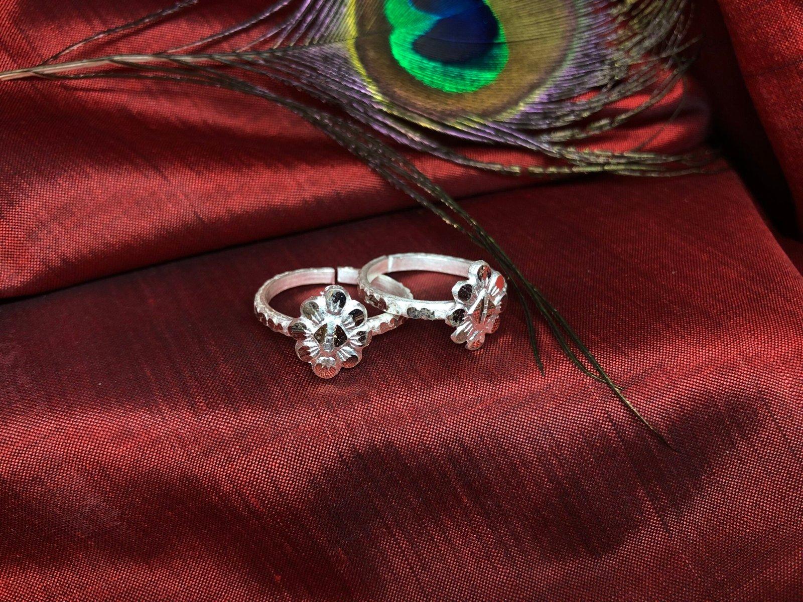 Mogra Toe Ring