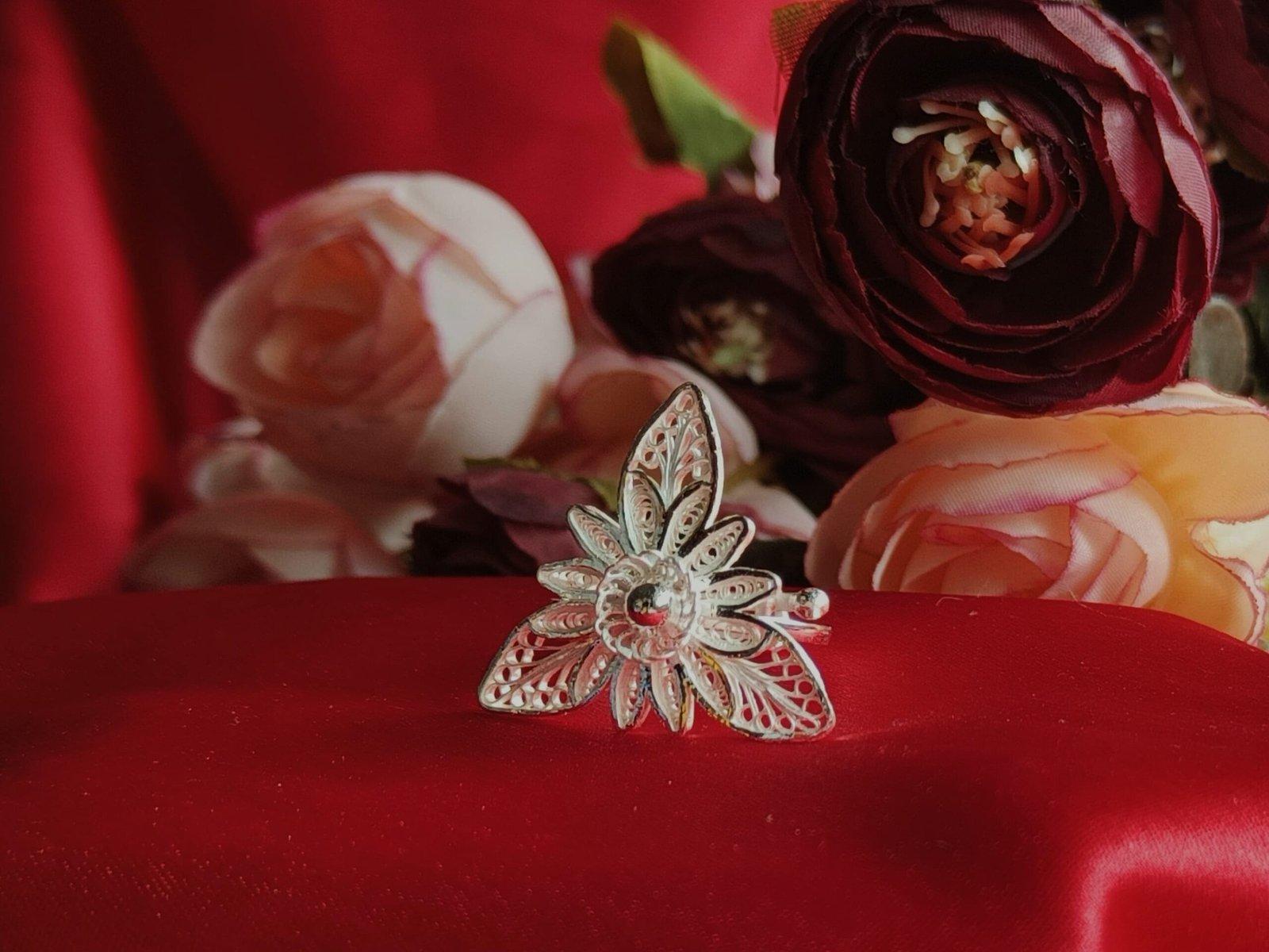 Finger Ring Eterna Bloom view 2