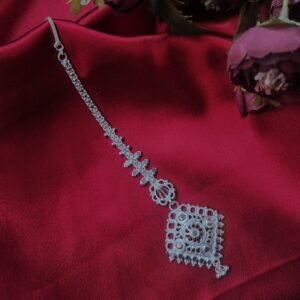 Alternative view of Damayanti Maang tika/Tikli