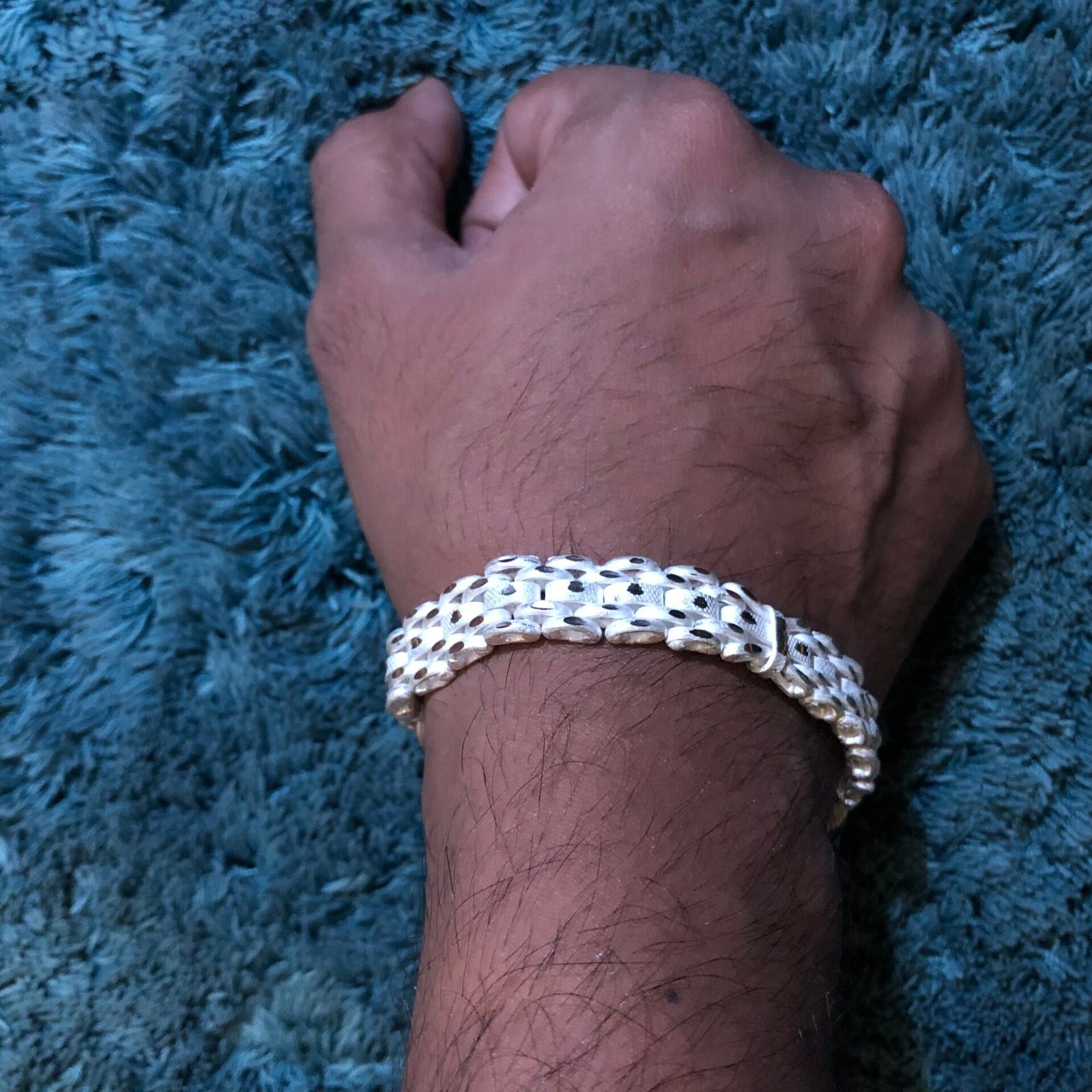 Gahenaz Silver Timeless Krishna Bracelet