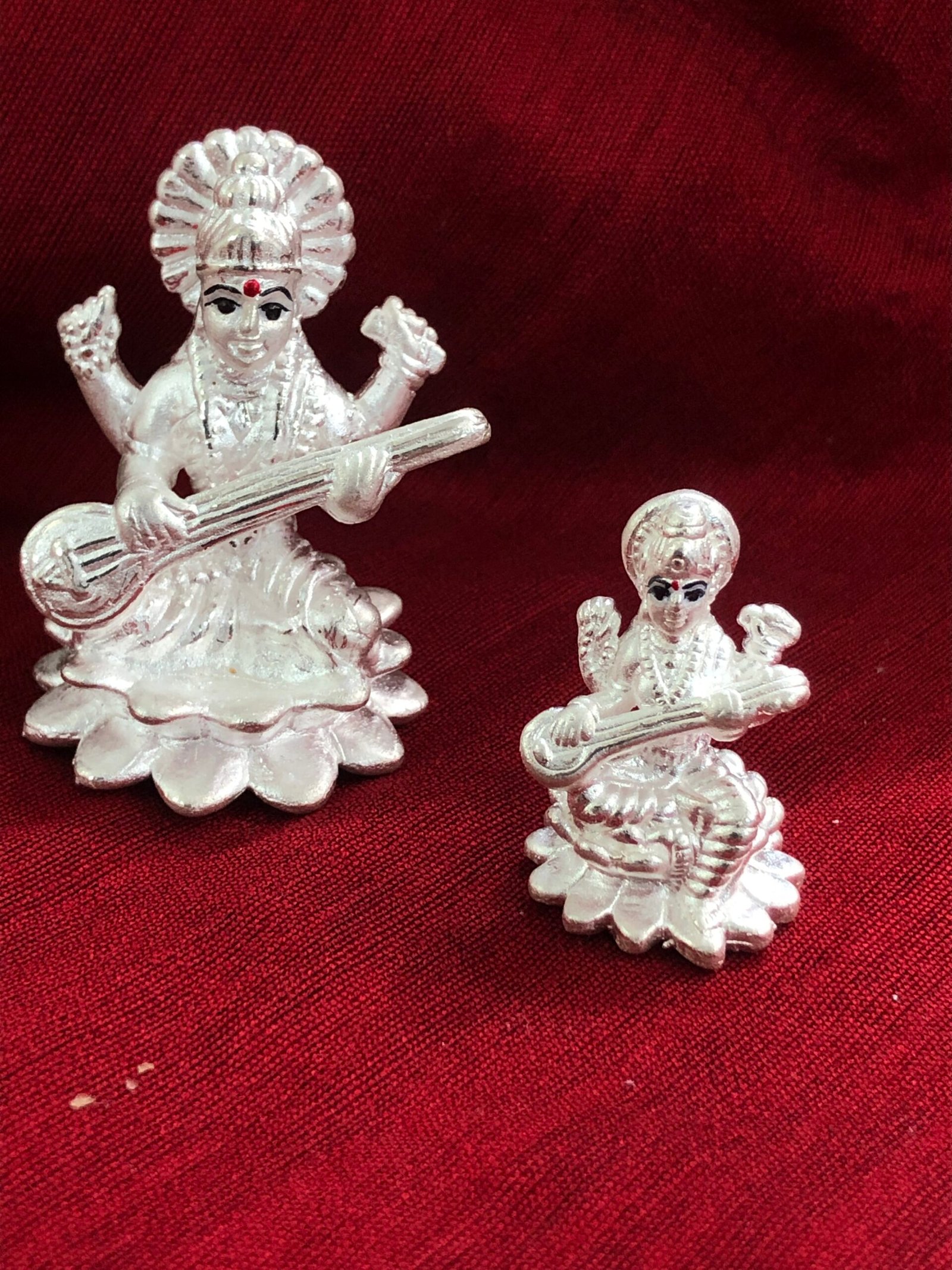 Meena Saraswati / सरस्वती Idol - Image 2