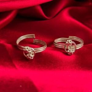 Alternative view of Crown Toe Ring/ Bichiya/ Toering