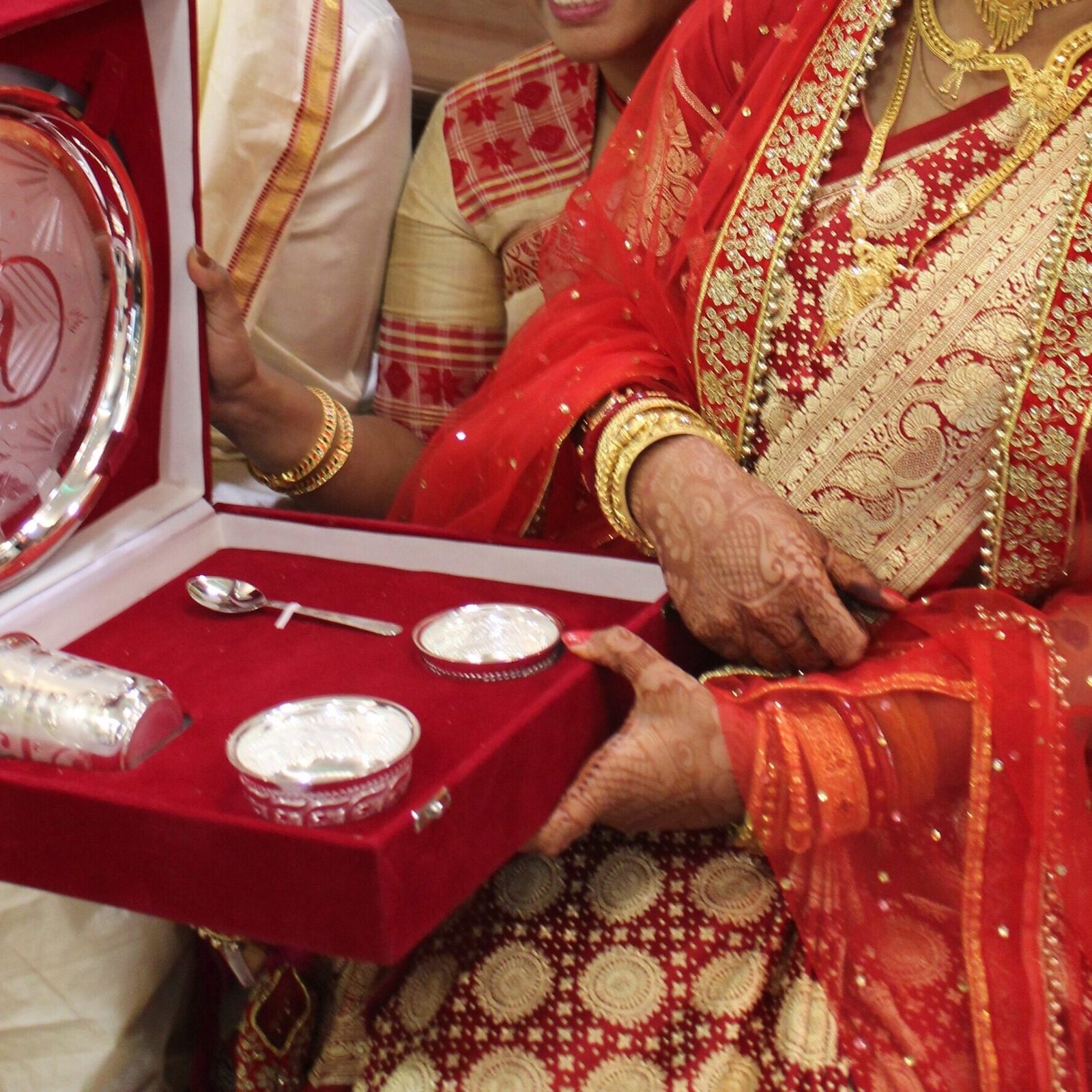 Bengali Wedding Highlights Archives Gahenaz Silver: Timeless