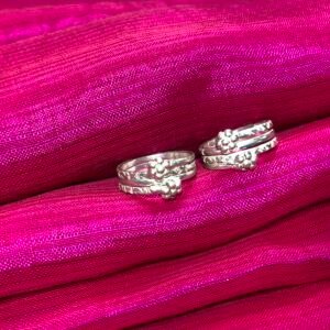 Alternative view of Spring Toe Ring/ Toering/ Bichiya dhai pach