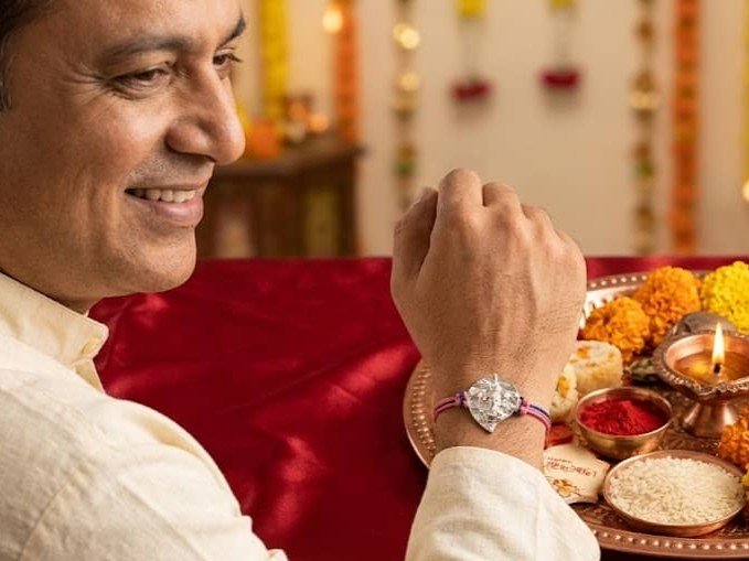 Rakhi Raksha 5 Rakhi Raksha - Image 3