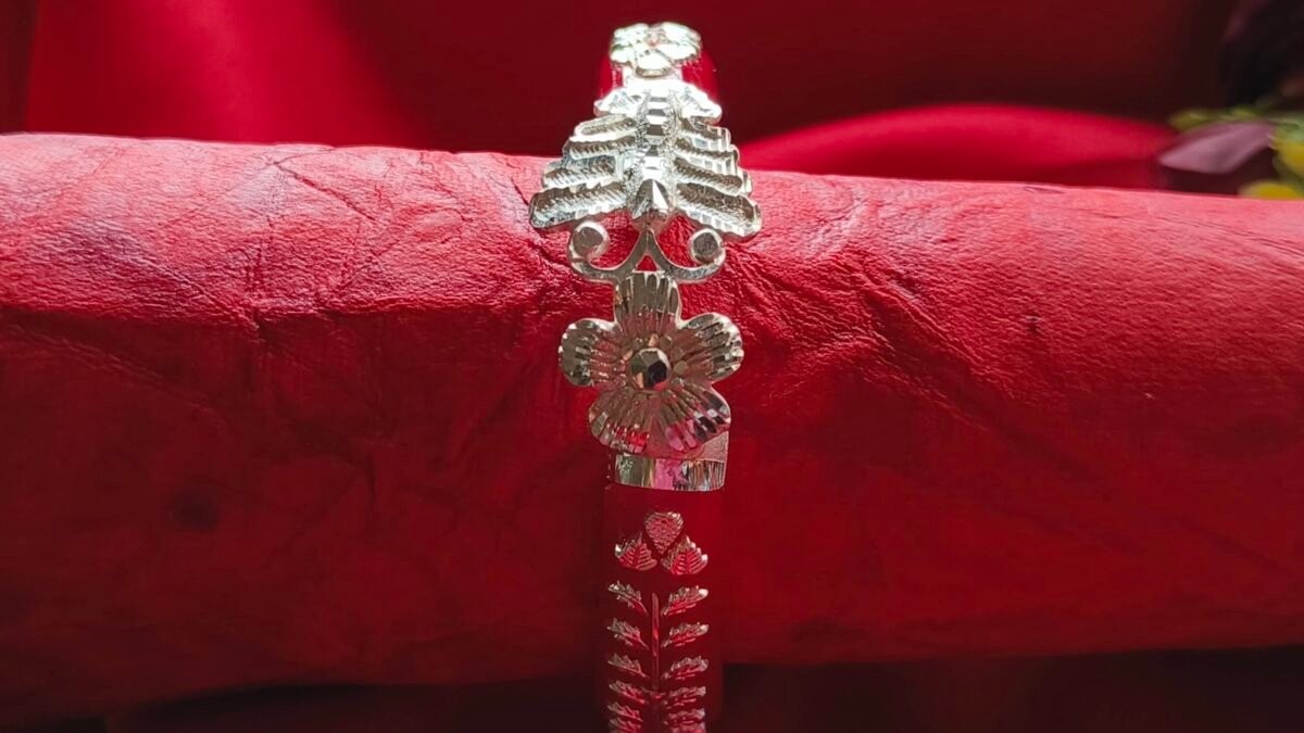 Iron Bangle Bengali Loha Bangles Designs Bangles Designs Sona