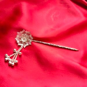 Alternative view of Rohini Hair Pin / Khopa Kata / Juda Pin