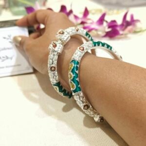 Alternative view of Aratrika Meena Bangle