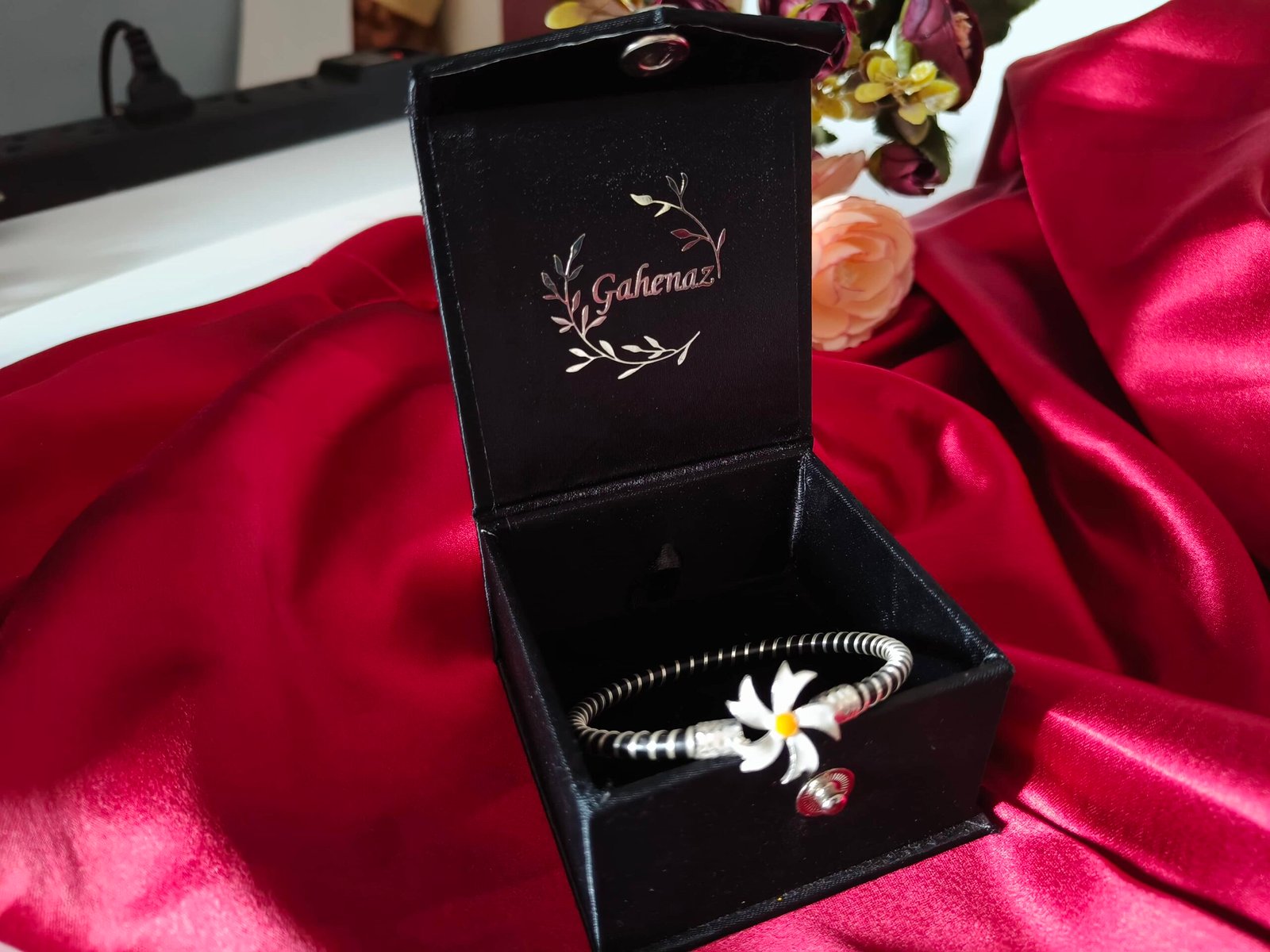 Shiuli Loha / Noa / Iron Bangle 2.2 - Image 3