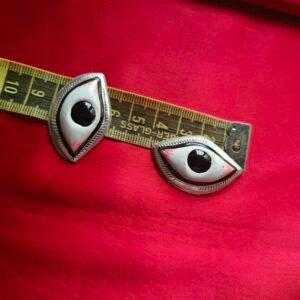 Alternative view of Meena Eyes / Trinetra / Ankhe /Akh / Chokh Feature for Idol